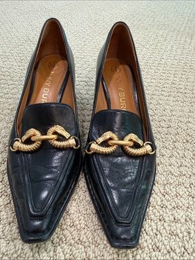 Tory Burch Black Leather Pointed Loafers with Gold Horsebit